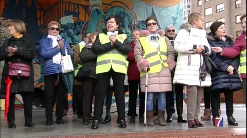 Los pensionistas de Barakaldo rinden homenaje a todas las mujeres del mundo