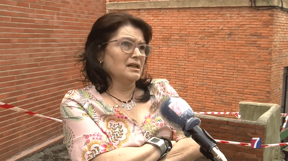 El desplome de una vivienda evidencia la degradación del barrio de Kadagua