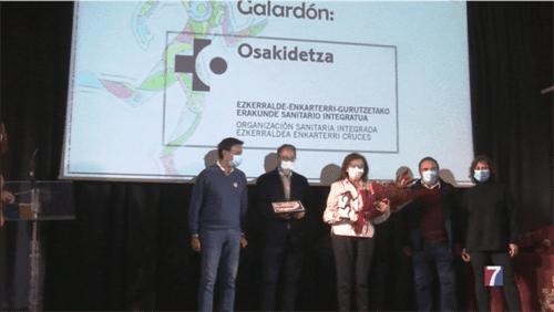 La carrera Mujer Coraje de Portugalete premia a Osakidetza por su labor durante la pandemia