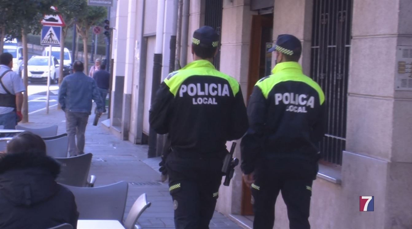 La policía municipal de Portugalete patrulla de nuevo a pie