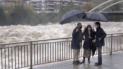 La Diputación Foral de Bizkaia realiza un centenar de intervenciones por el temporal de lluvia