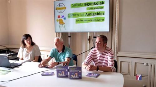 Santurtzi edita una guía con los 36 “Comercios Amigables” de la localidad