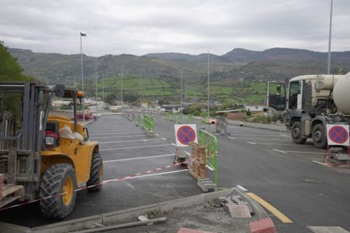 En marcha el nuevo parking habilitado en el barrio santurtziarra de Kabiezes