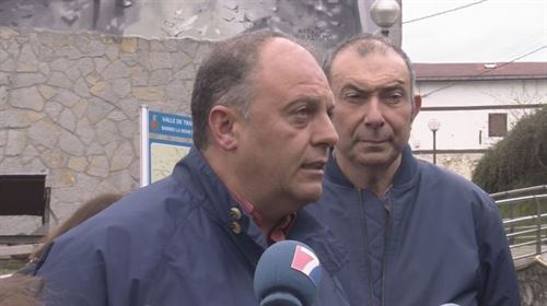 Los vecinos de Larreineta demandan la mejora de los accesos a Barrionuevo
