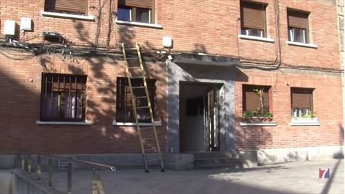 Policía Local y Ertzaintza vigilarán de manera permanente la zona de Llano-Cruces