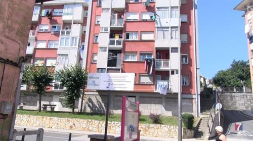 En marcha la oficina de ayuda a los vecinos de Peñucas, en Gallarta