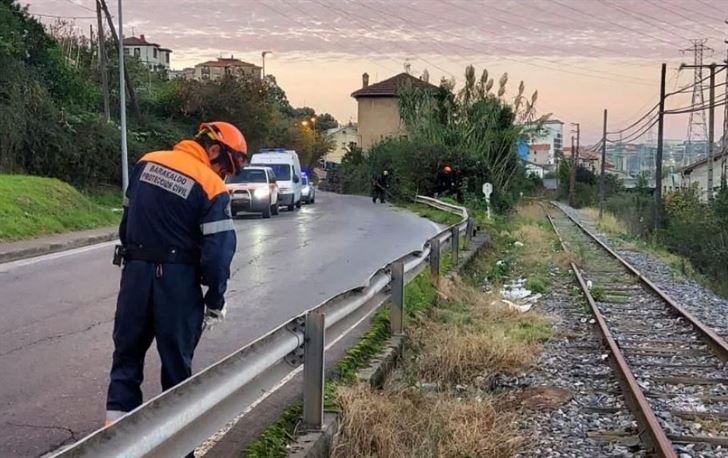 Foto Protección civil Barakaldo en la búsqueda del arma robada a un ertzaina.