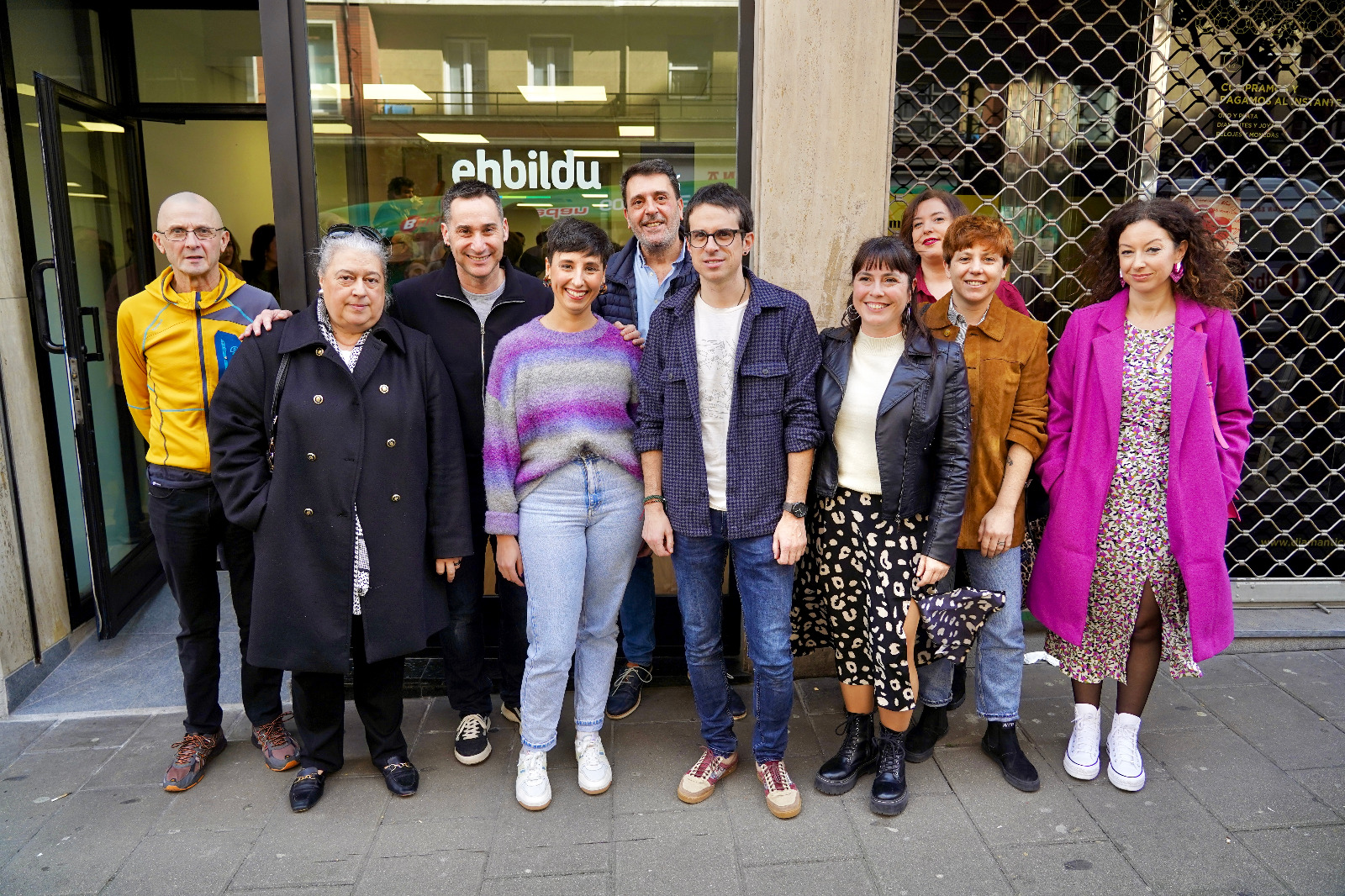 El candidato a Lehendakari inaugura la nueva sede de EHBildu en Portugalete