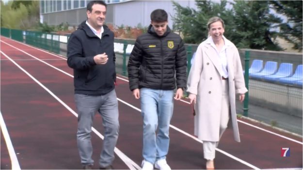 Los atletas muskiztarras tendrán antes de verano una pista nueva y azul (2)