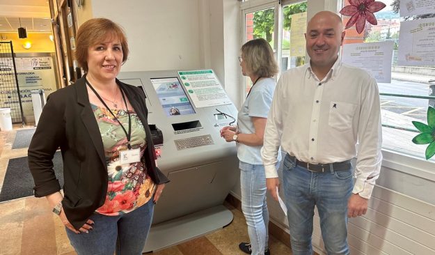 10 mujeres desempleadas ayudan a los barakaldeses a utilizar las 9 oficinas electrónicas de la ciudad