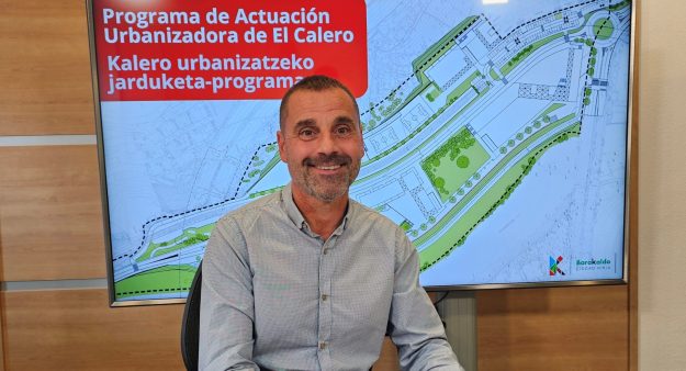 foto-de-juan-antonio-pizarro-en-la-presentacion-del-pau-de-el-calero